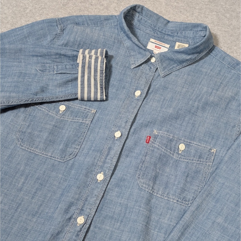 Levi's Boyfriend Fit Chambray Button Up Shirt Womens Size XL Long Sleeve